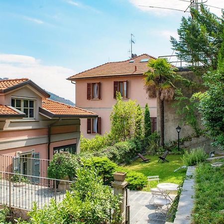 I D'A Charming Penthouse - Lake View- Como- House-130 Mt-2 Double Bedrooms And 2 Double Bathrooms A Spacious Living Room-Full Equipped Kitchen-Private Garden And Terrace-Private Covered Parking エクステリア 写真