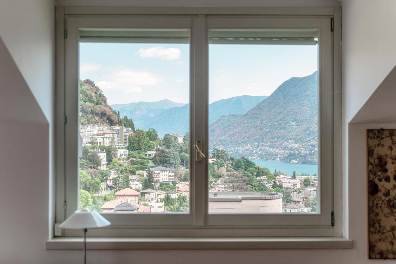 I D'A Charming Penthouse - Lake View- Como- House-130 Mt-2 Double Bedrooms And 2 Double Bathrooms A Spacious Living Room-Full Equipped Kitchen-Private Garden And Terrace-Private Covered Parking エクステリア 写真