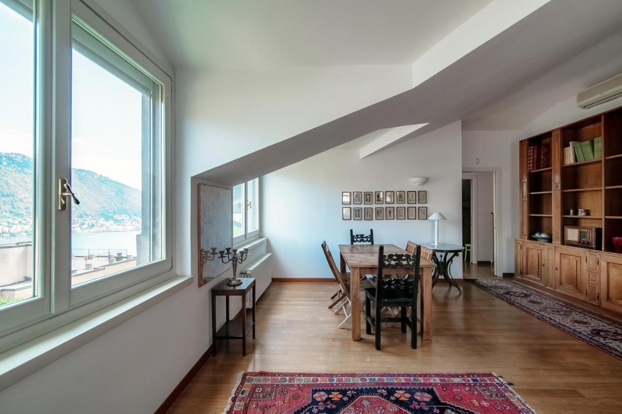 I D'A Charming Penthouse - Lake View- Como- House-130 Mt-2 Double Bedrooms And 2 Double Bathrooms A Spacious Living Room-Full Equipped Kitchen-Private Garden And Terrace-Private Covered Parking エクステリア 写真