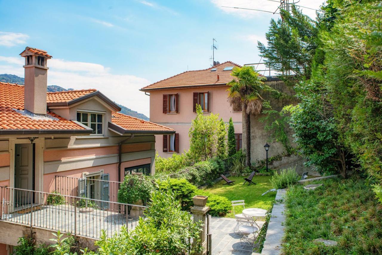 I D'A Charming Penthouse - Lake View- Como- House-130 Mt-2 Double Bedrooms And 2 Double Bathrooms A Spacious Living Room-Full Equipped Kitchen-Private Garden And Terrace-Private Covered Parking エクステリア 写真